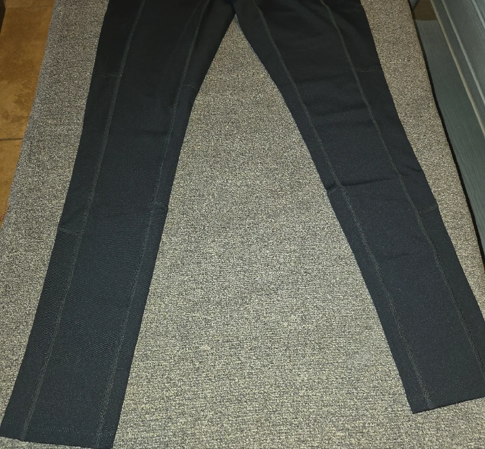 Copperfit High-Waist Black Leggings - Medium - Picture 6 of 11